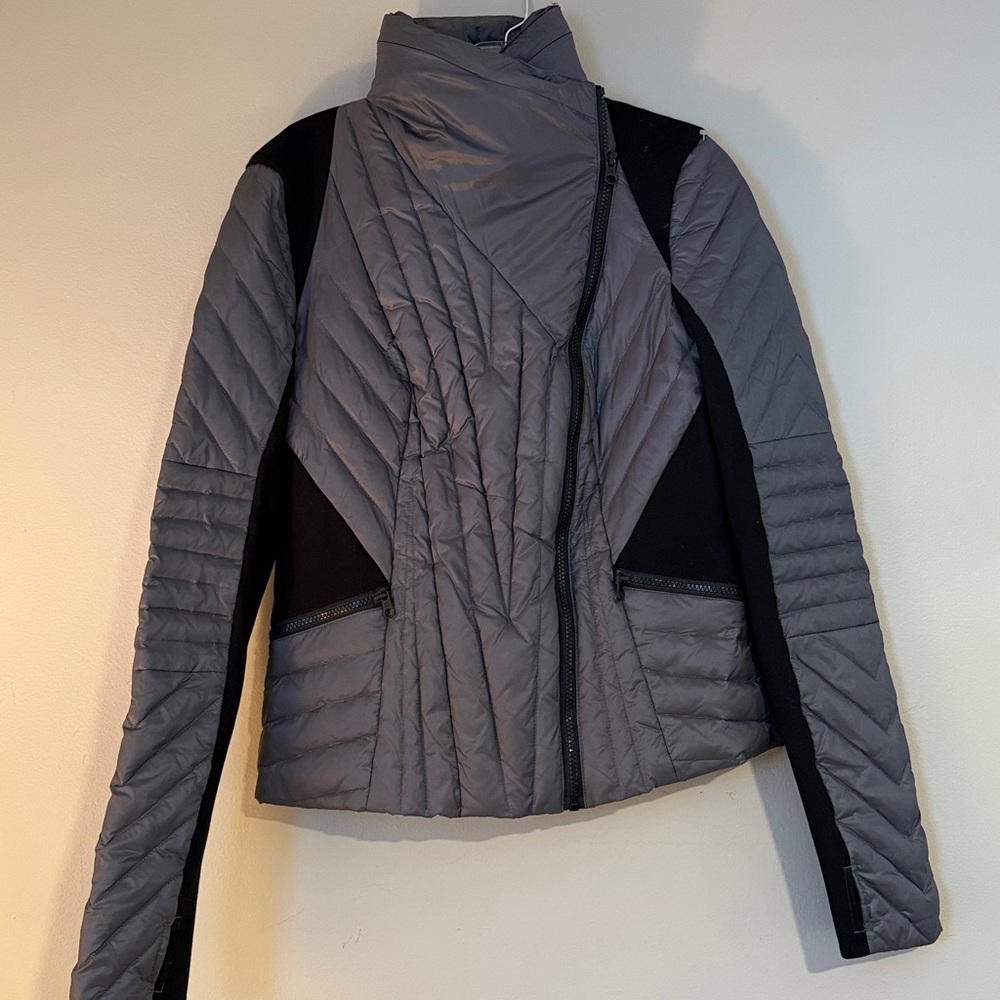 Blanc Noir Motion Panel Puffer Jacket Gray Down Filled Medium
